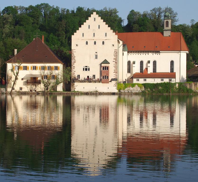 Schlosshotel Beuggen Karsau Exterior foto